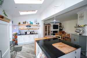 Photo 18- click for photo gallery